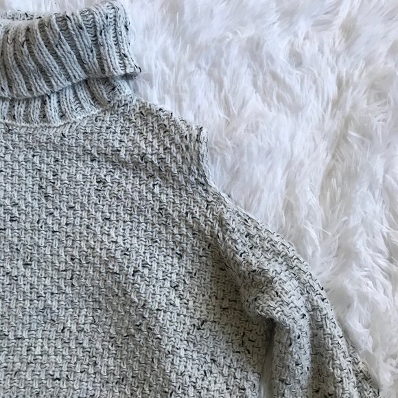 SUZY SHIER Open Shoulder Grey Turtleneck Sweater - Picture 2 of 5